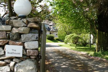 Boat House, sleeps  9,  group holiday rental, Aberdeenshire