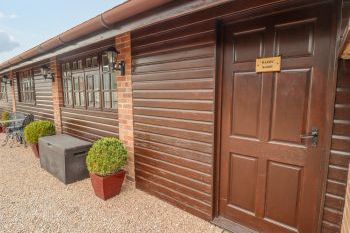 Dairy Barn  for 2 at Crop Vale Farm, Worcestershire,  England