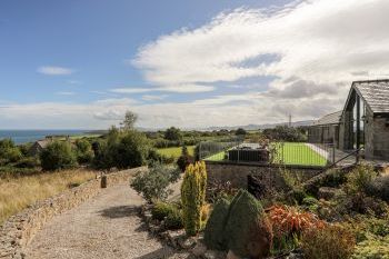 Gwelfor Barn, sleeps  10,  group holiday rental, Anglesey