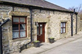 Watershed Dog-Friendly Cottage, Yorkshire Dales National Park, North Yorkshire,  England