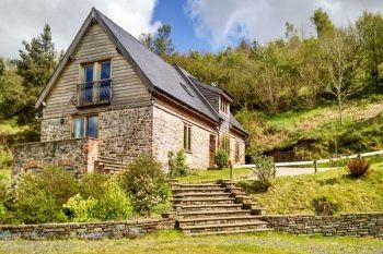 Hiraeth Country Cottage, Powys,  Wales