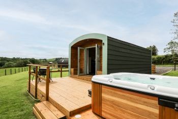 Hwyl Glamping Pod, Powys,  Wales