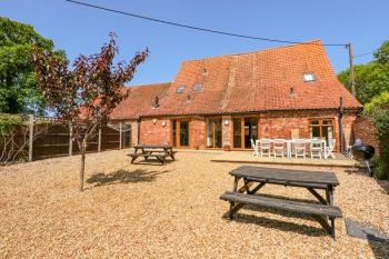 Hadleigh Farm Barn, Norfolk,  England