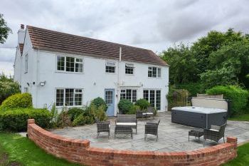Holly Cottage, Lincolnshire,  England