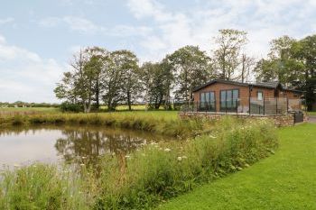 Retreat By The Bowers - Lancashire