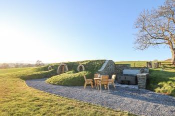 Tan y Wawr- Onnen, Powys,  Wales