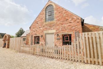 Hunters Lodge at Wildersley Farm, Derbyshire,  England
