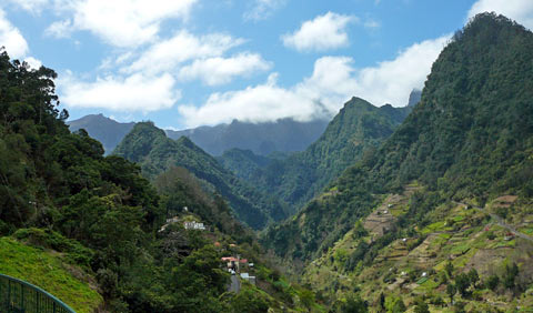 self catering holidays Madeira with swimming pool